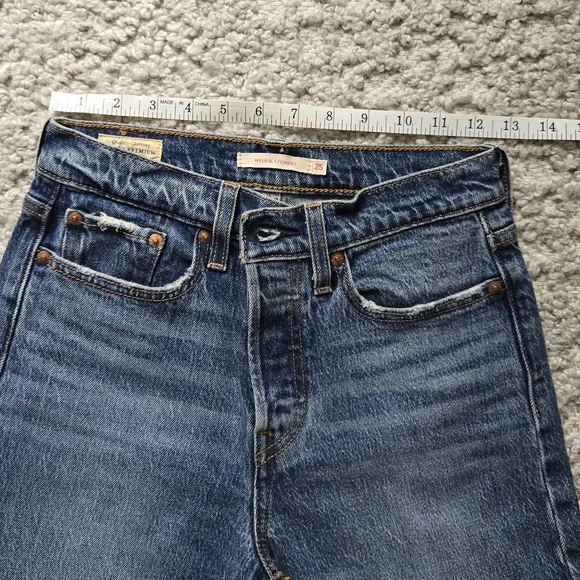 Levi's Wedgie Straight Jeans - Picture 4 of 7